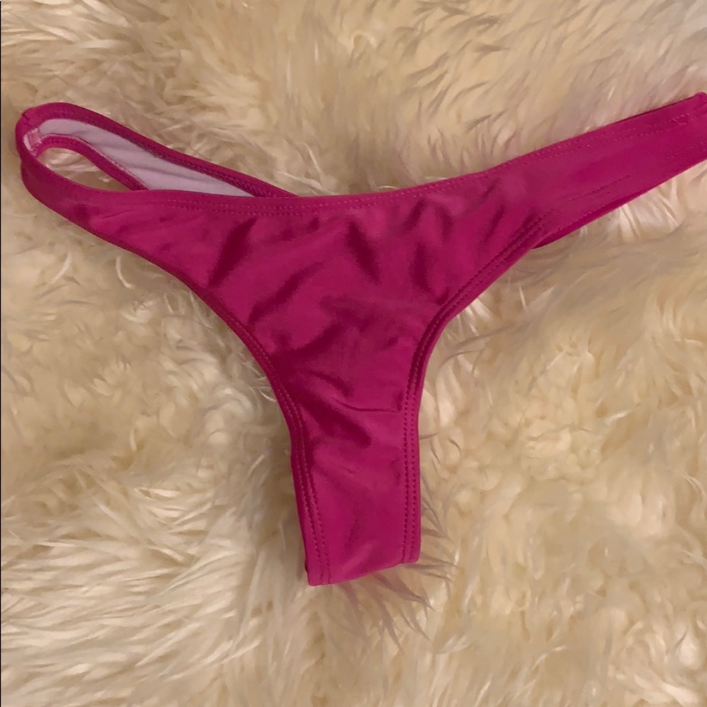 Thong bikini bottom. Size Med. NWOT